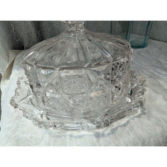 Vintage Westmoreland Clear Pressed Glass Butter Dish W Dome Lid Scalloped Plate - Picture 9 of 9